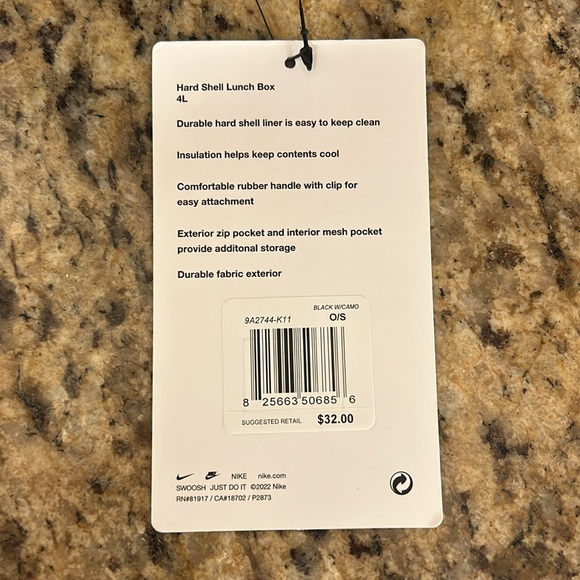 Nike Hard Shell Lunch Box (Blue Camo) - Picture 4 of 5